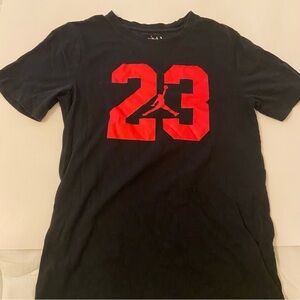 Michael Jordan Short Sleeve Tee Shirt Boys Large Basketball #23